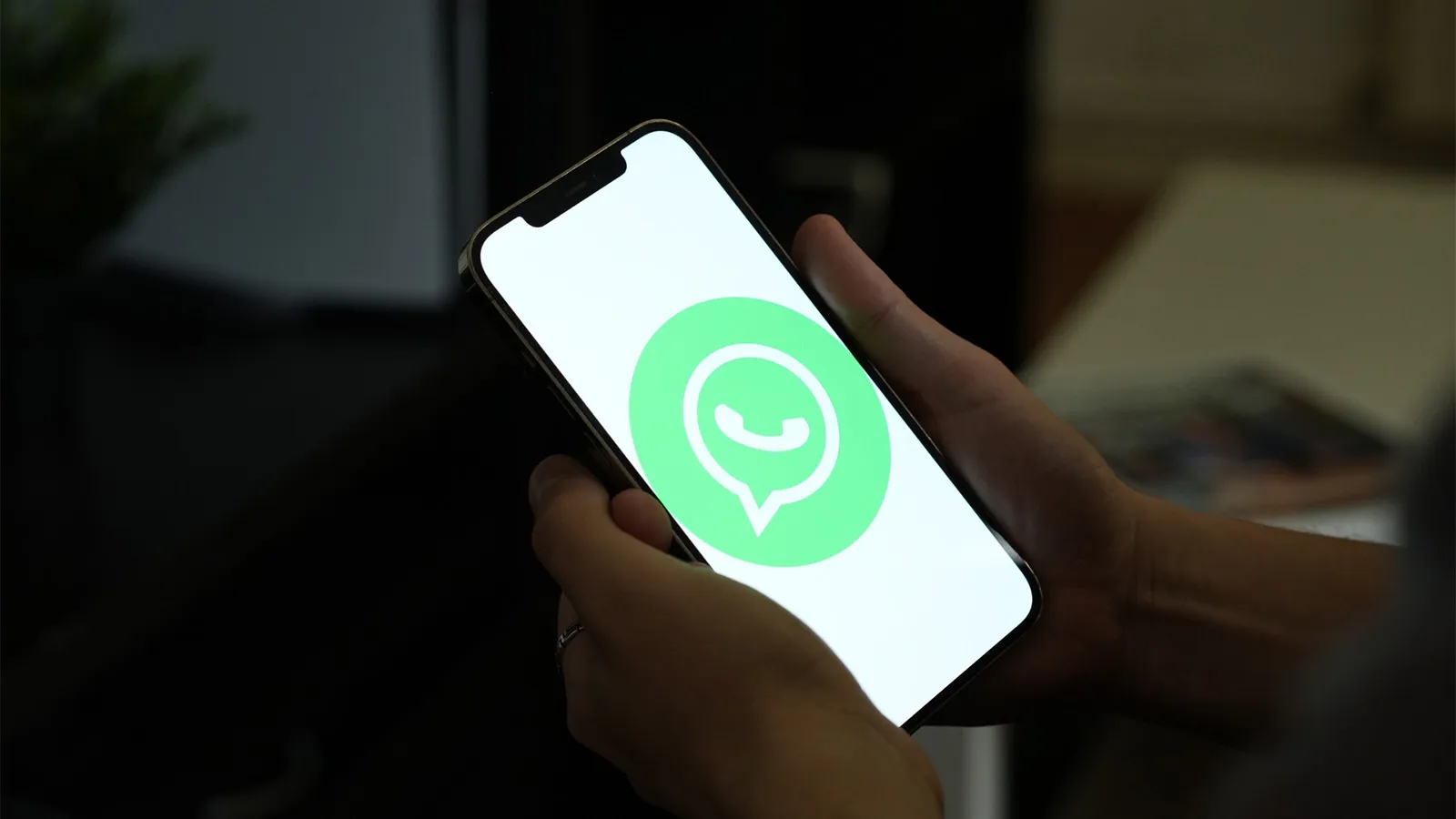 ¿Están realmente protegidas tus conversaciones de WhatsApp? Este informe genera dudas en iOS y macOS