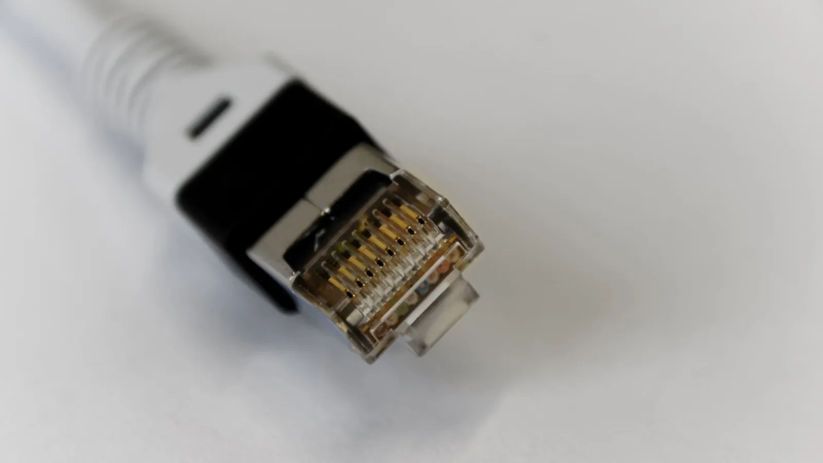 El pequeño detalle que puede hacer que tu Internet pase de 90 a más de 500 Mbps fácilmente